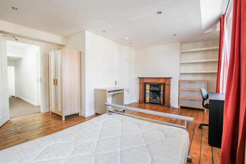 6 bedroom house to rent - £140pppw - Deuchar Street, Jesmond