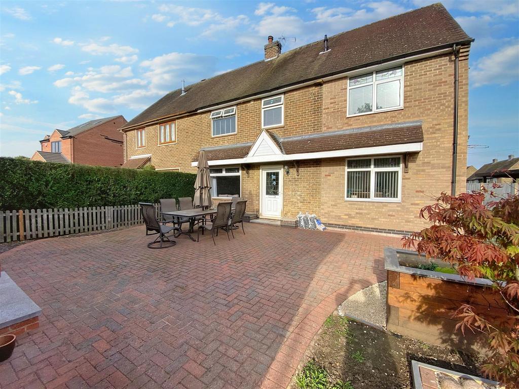 Tansley Avenue, Stanley Common 4 bed semidetached house for sale £