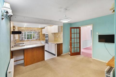 3 bedroom detached bungalow for sale - School Lane, Tewin
