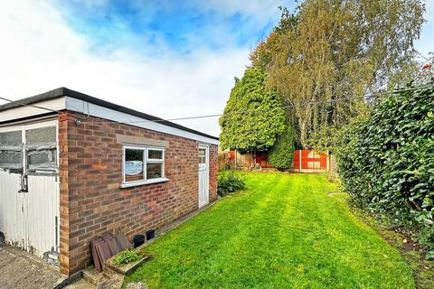 3 bedroom semi-detached house for sale, Briony Avenue, Hale