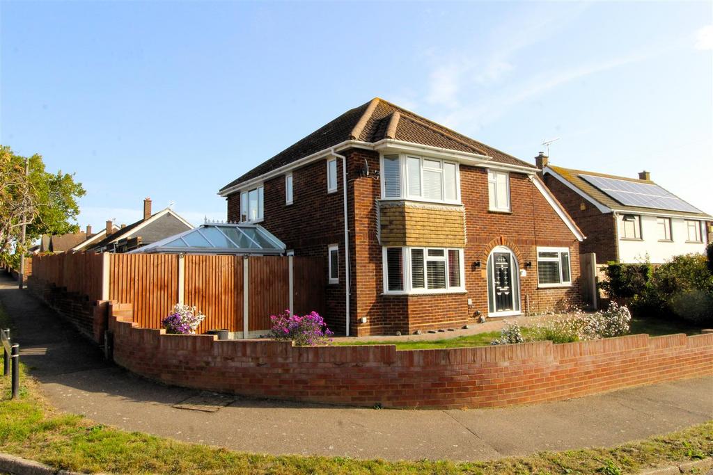 Rydal Avenue, Ramsgate 4 bed detached house for sale £475,000