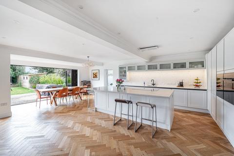 8 Branksome Dene Road, Bournemouth, BH4 8JW