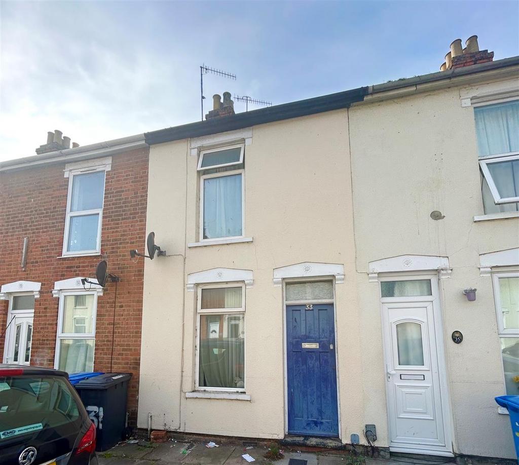 Bulstrode Road, Ipswich 2 bed terraced house for sale £150,000