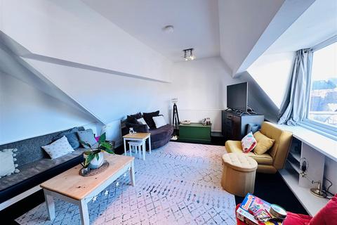 2 bedroom flat for sale, Esplanade Road, Scarborough