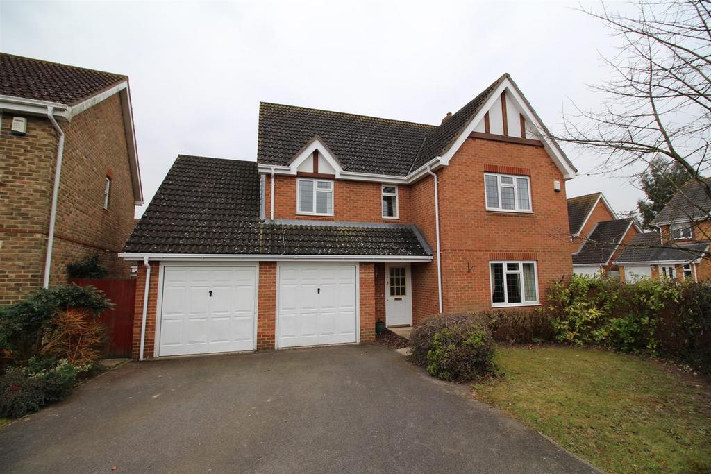 Christopher Bushell Way, Kennington... 6 bed detached house £1,995