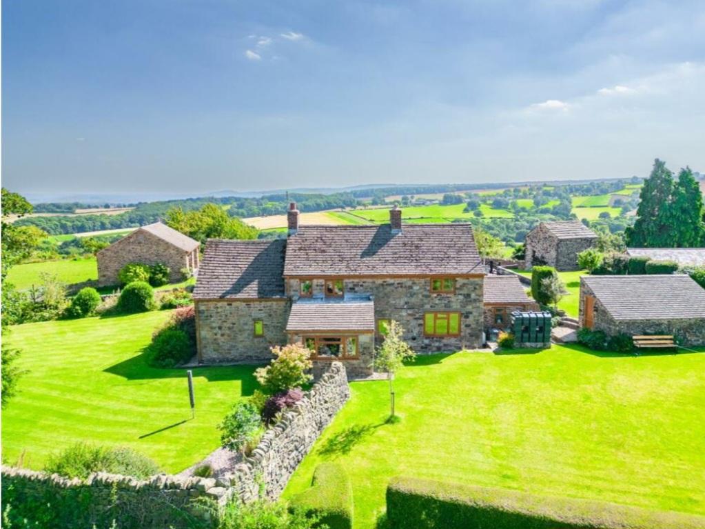 Barlow DERBYSHIRE 3 bed detached house for sale £1,250,000