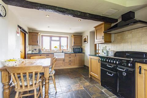 3 bedroom detached house for sale, Barlow DERBYSHIRE