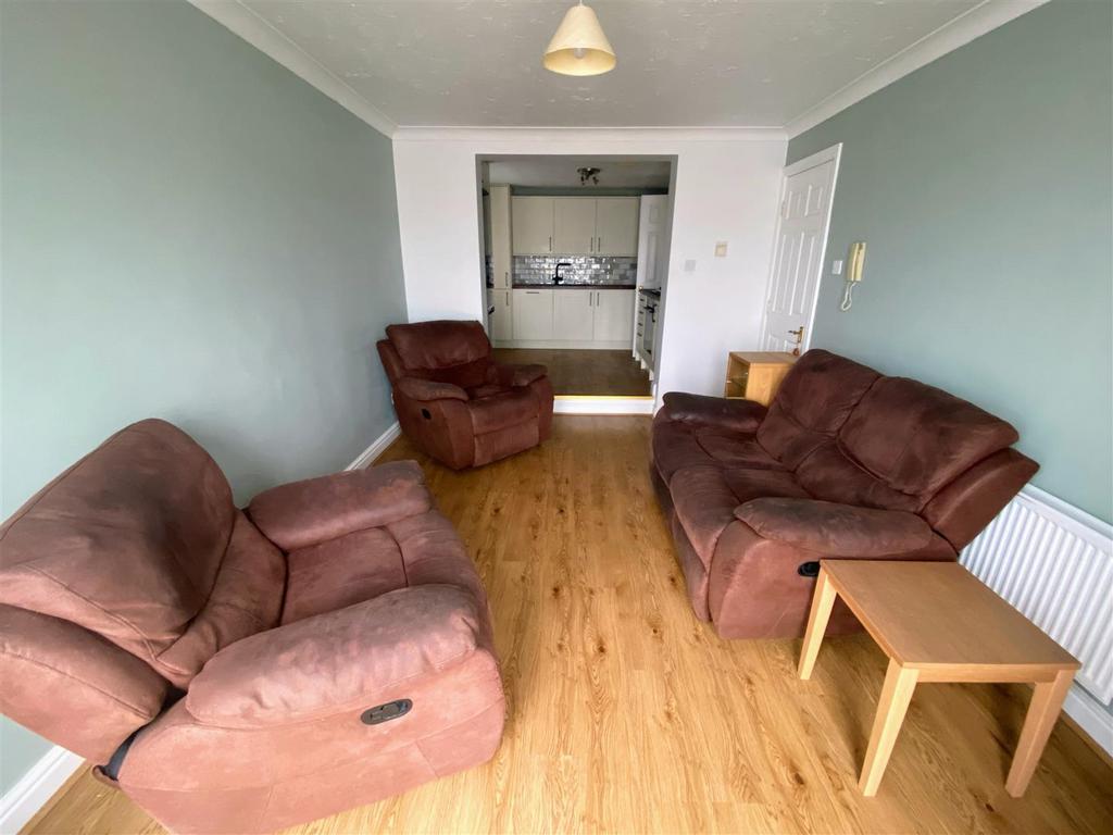 South Ferry Quay, Liverpool 3 bed apartment to rent £1,200 pcm (£277 pw)