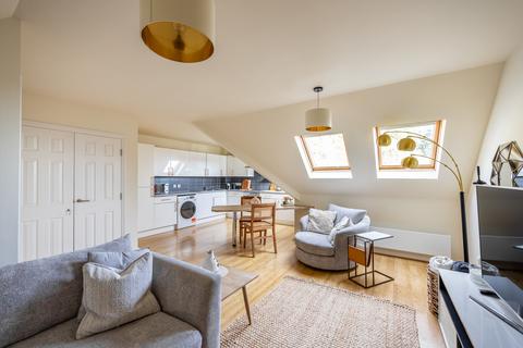 1 bedroom flat for sale, La Charroterie, St. Peter Port, Guernsey