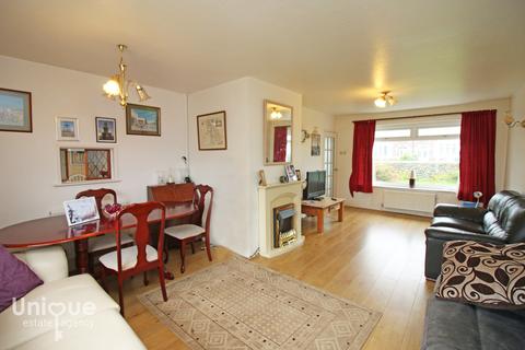 90 Beach Road, Fleetwood, FY7 8PJ