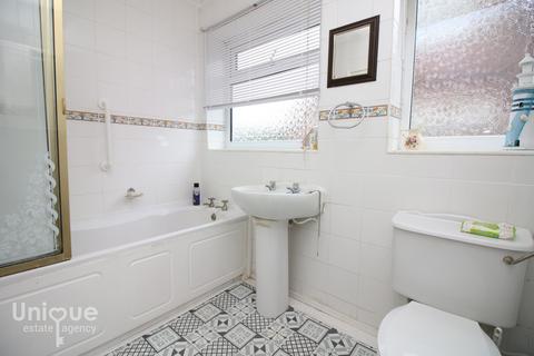 90 Beach Road, Fleetwood, FY7 8PJ