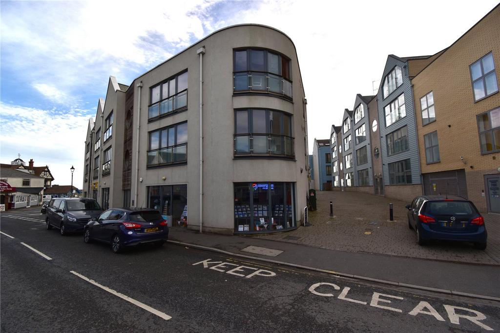 Waterside, Brightlingsea, Colchester, Essex, CO7 2 bed apartment to