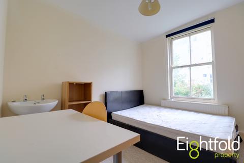 12 Whippingham Road, Brighton, BN2 3PG
