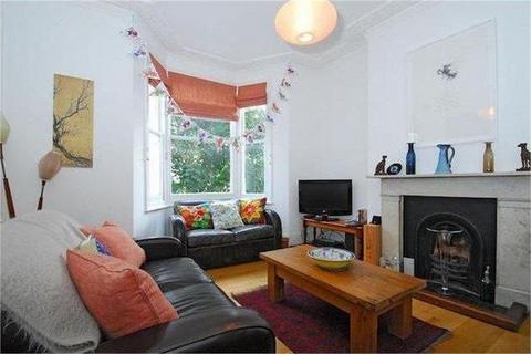 2 bedroom maisonette to rent, Offley Road, Oval SW9