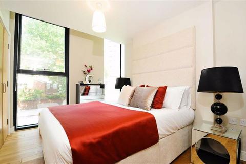 1 bedroom flat for sale, Westminster Bridge Road, London SE1