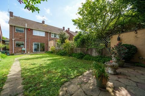 8a Woolwich Road, Belvedere, DA17 5EW