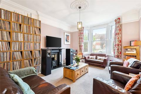 4 bedroom semi-detached house to rent, Greyhound Lane, London, SW16
