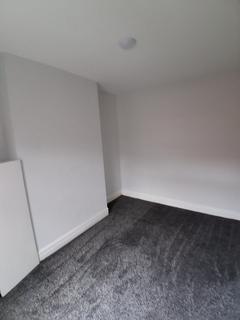 2 bedroom terraced house to rent, 8 East Avenue, Bishop Auckland DL14