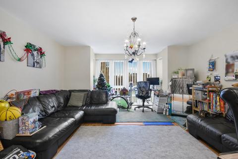 2 bedroom apartment for sale, St David's Square, Isle of Dogs, E14