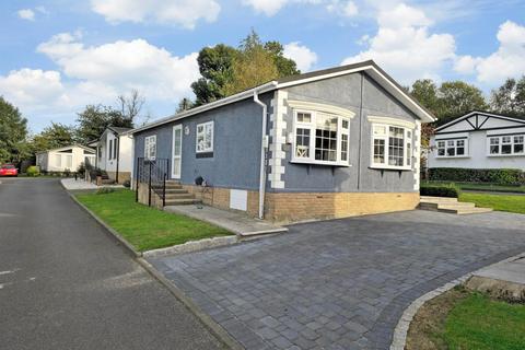 2 bedroom park home for sale - Labour In Vain Road, Wrotham, Sevenoaks, Kent