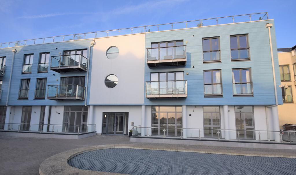 Waterside Marina, Brightlingsea, Colchester, Essex, CO7 1 bed apartment