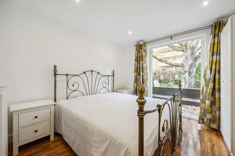 4 bedroom terraced house to rent, Porchester Square Mews, London, W2.
