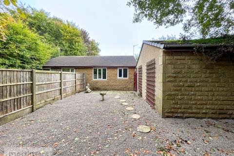 2 bedroom bungalow for sale - St. Annes Close, Church, Accrington, Lancashire, BB5