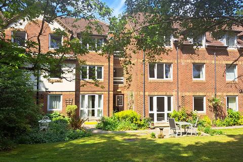 1 bedroom flat for sale - 18 Queens Park West Drive, Bournemouth, BH8