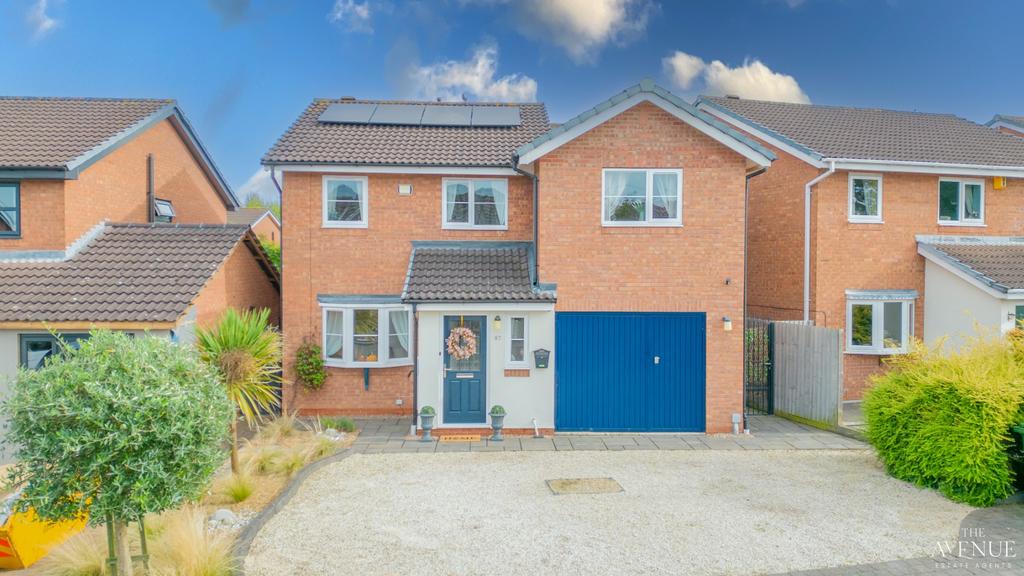 Sorrel Drive, Kingsbury, Tamworth, Warwickshire, B78 4 bed detached