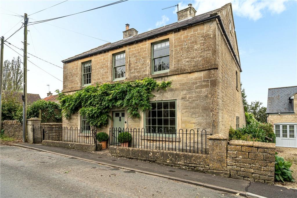 Bradford Road, Atworth, SN12 3 bed detached house to rent £2,500 pcm