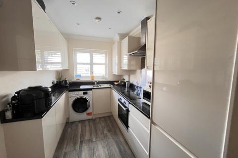 3 bedroom terraced house to rent, Panfield Lane, CM7