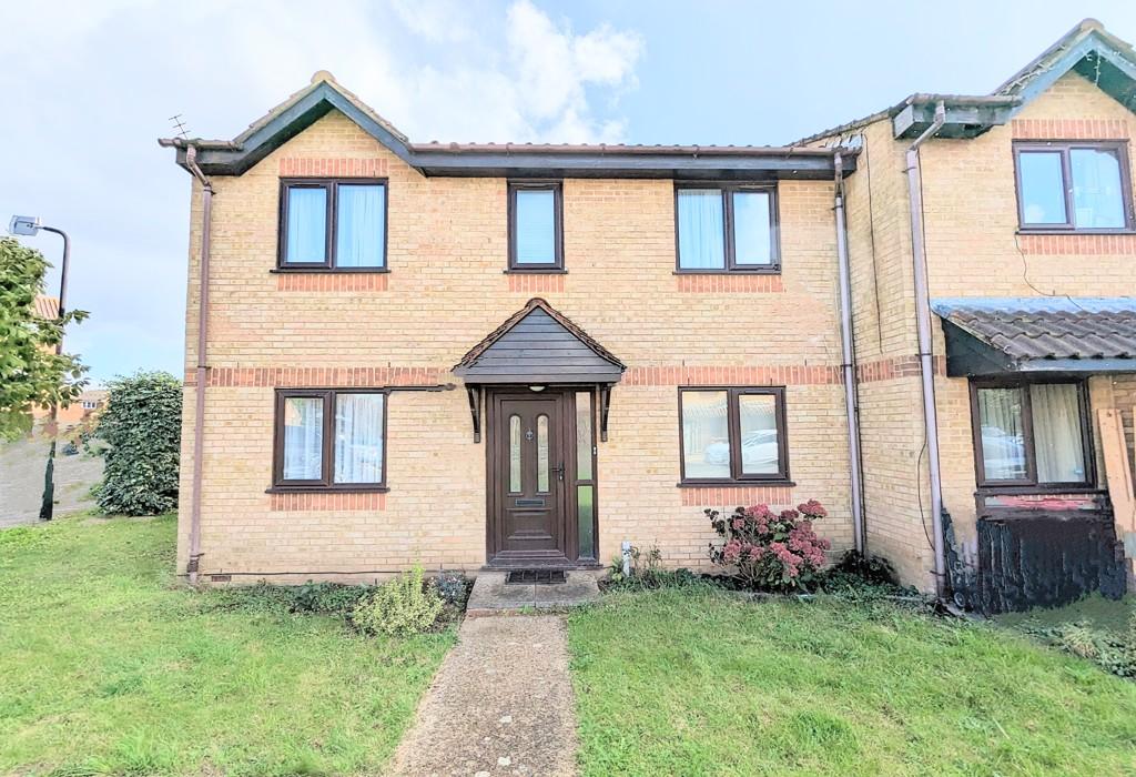 Lowestoft Drive, Slough, SL1 3 bed end of terrace house to rent £