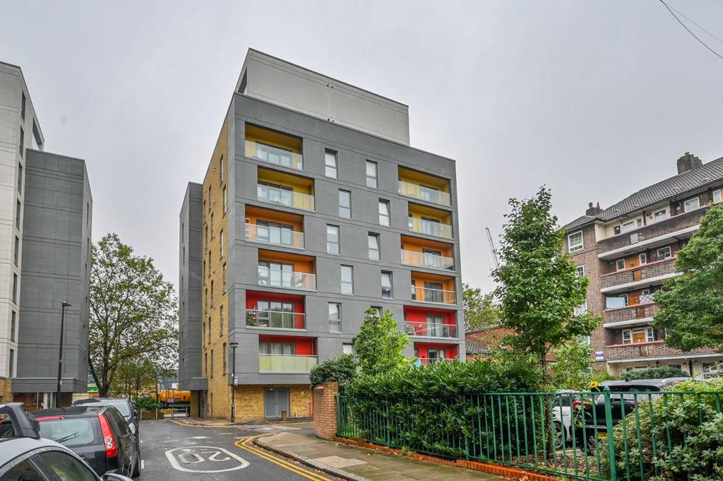 Crowder Street, Tower Hamlets, London, E1 2 bed flat for sale £550,000
