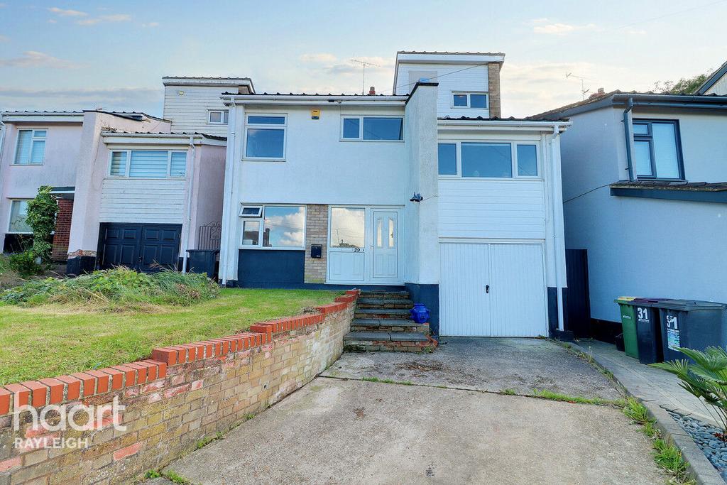 Elm Drive, Rayleigh 4 bed detached house for sale £475,000