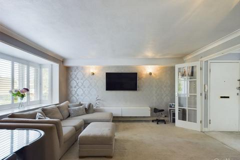 2 bedroom apartment for sale, Hartscroft, Linton Glade, Croydon