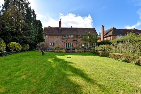 16 Grove Road, Beaconsfield, HP9 1UP