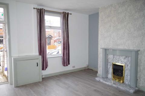 3 bedroom terraced house to rent, 25 School Street BL3 1NH