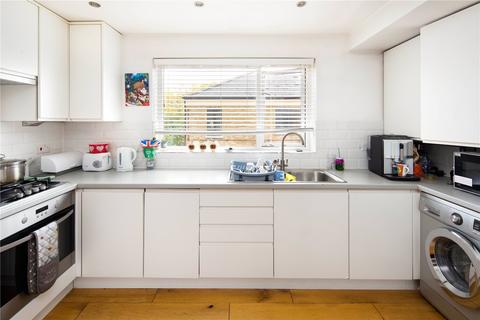 106 Carr Street, London, E14 7SU