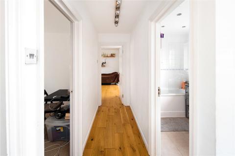 106 Carr Street, London, E14 7SU