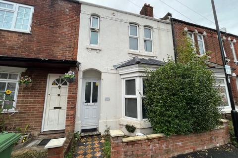 5 bedroom terraced house to rent, Southampton SO15