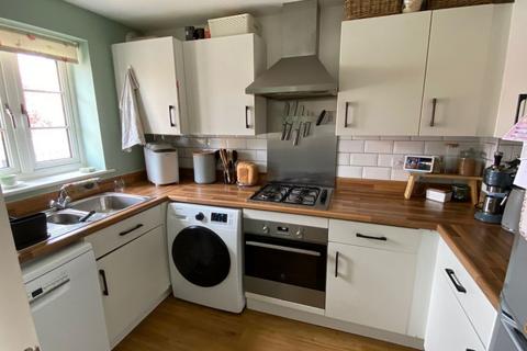 68 Setters Way, Roade, Northampton, NN7 2QQ