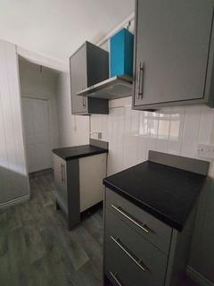 2 bedroom terraced house to rent, Thomas Street, Middlesbrough TS3