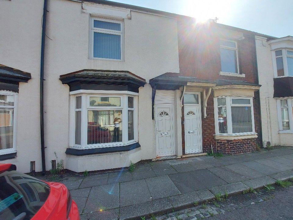 Thornton Street, Middlesbrough TS3 3 bed terraced house £595 pcm (£
