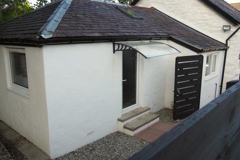 Studio to rent, Eccles Road, Dunoon, Argyll, PA23