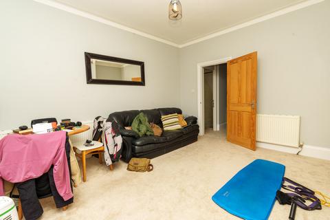 3 bedroom maisonette for sale, Grosvenor Road, Watford WD17