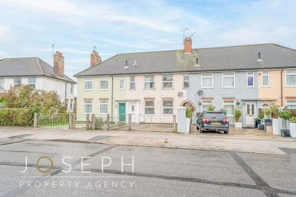 Lindbergh Road, Ipswich, IP3 3 bed terraced house for sale £150,000