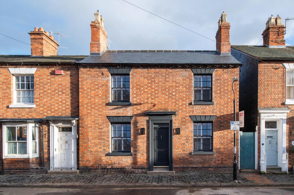 Broad Street, StratforduponAvon, Warwickshire, CV37 4 bed townhouse