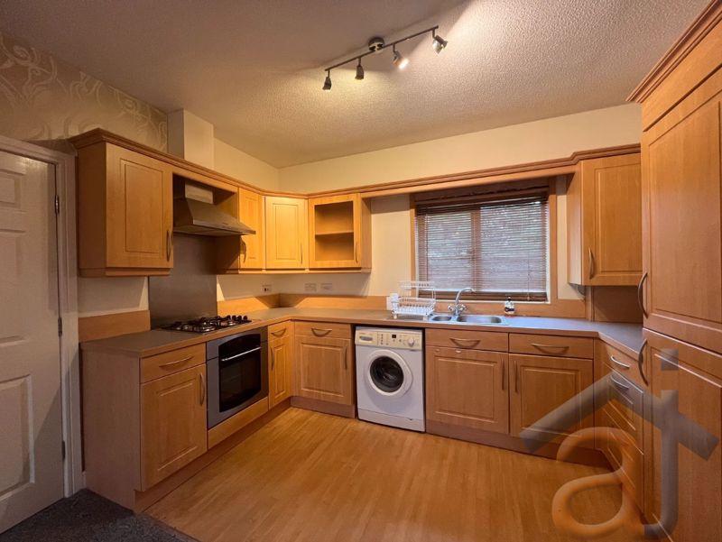 Kitchen - Photo 3