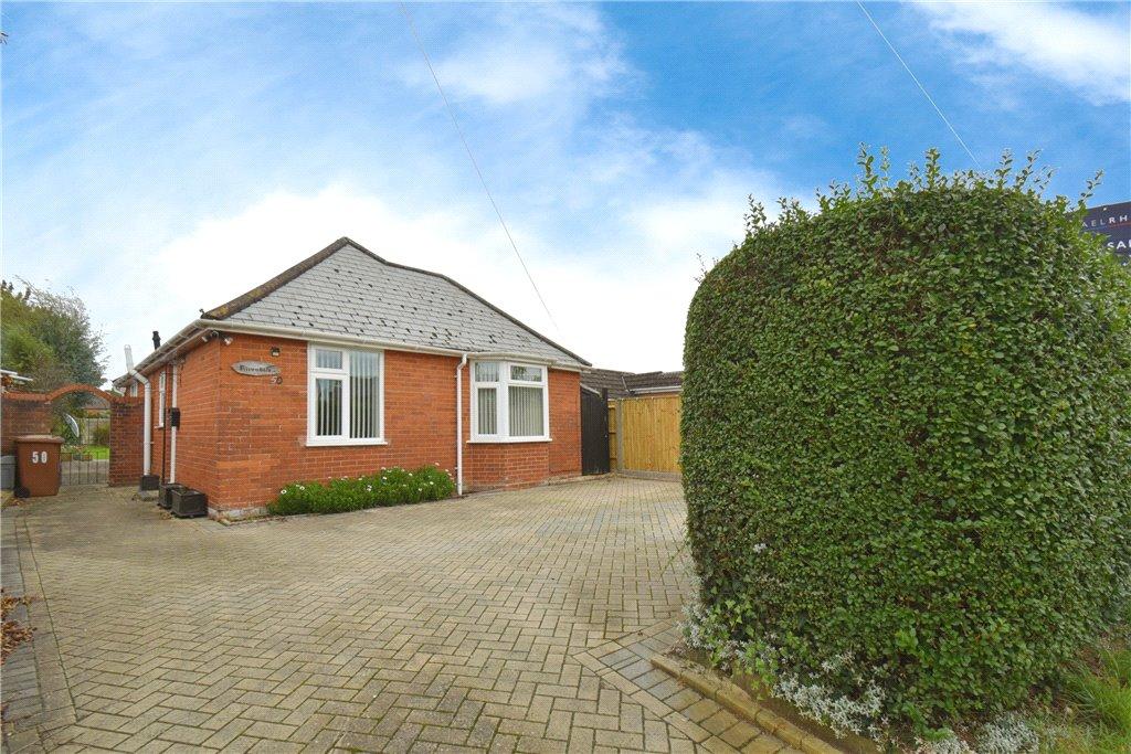 Botley Road, Romsey, Hampshire 3 bed detached bungalow for sale £550,000