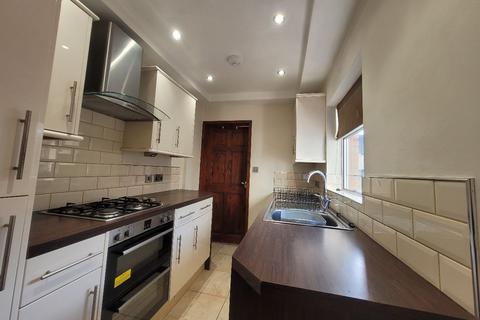 3 bedroom terraced house to rent, Upper Waun Street, Blaenavon, Pontypool